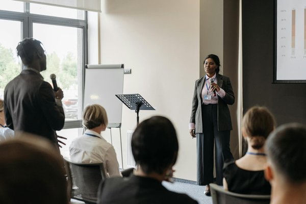 Explore les lieux de tournage vidéo incontournables à avignon