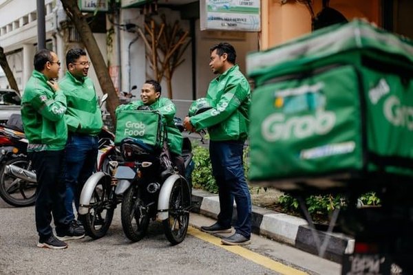 Comment les entreprises peuvent-elles se conformer aux réglementations sur l'accessibilité des lieux de travail pour les personnes handicapées ?